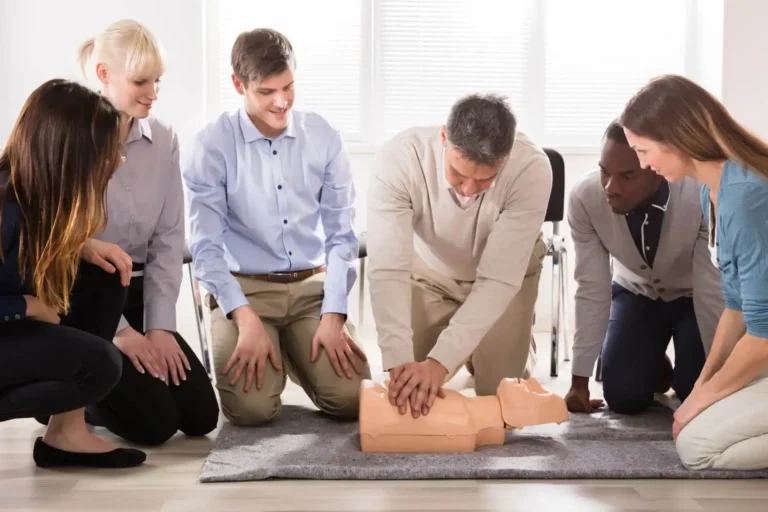 Grundkurs Erste Hilfe